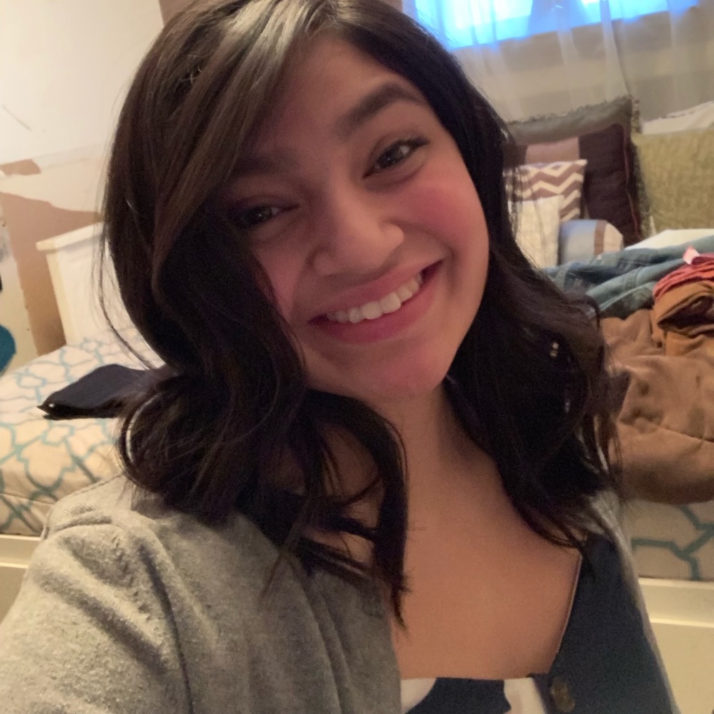 Meet your Posher, Aly